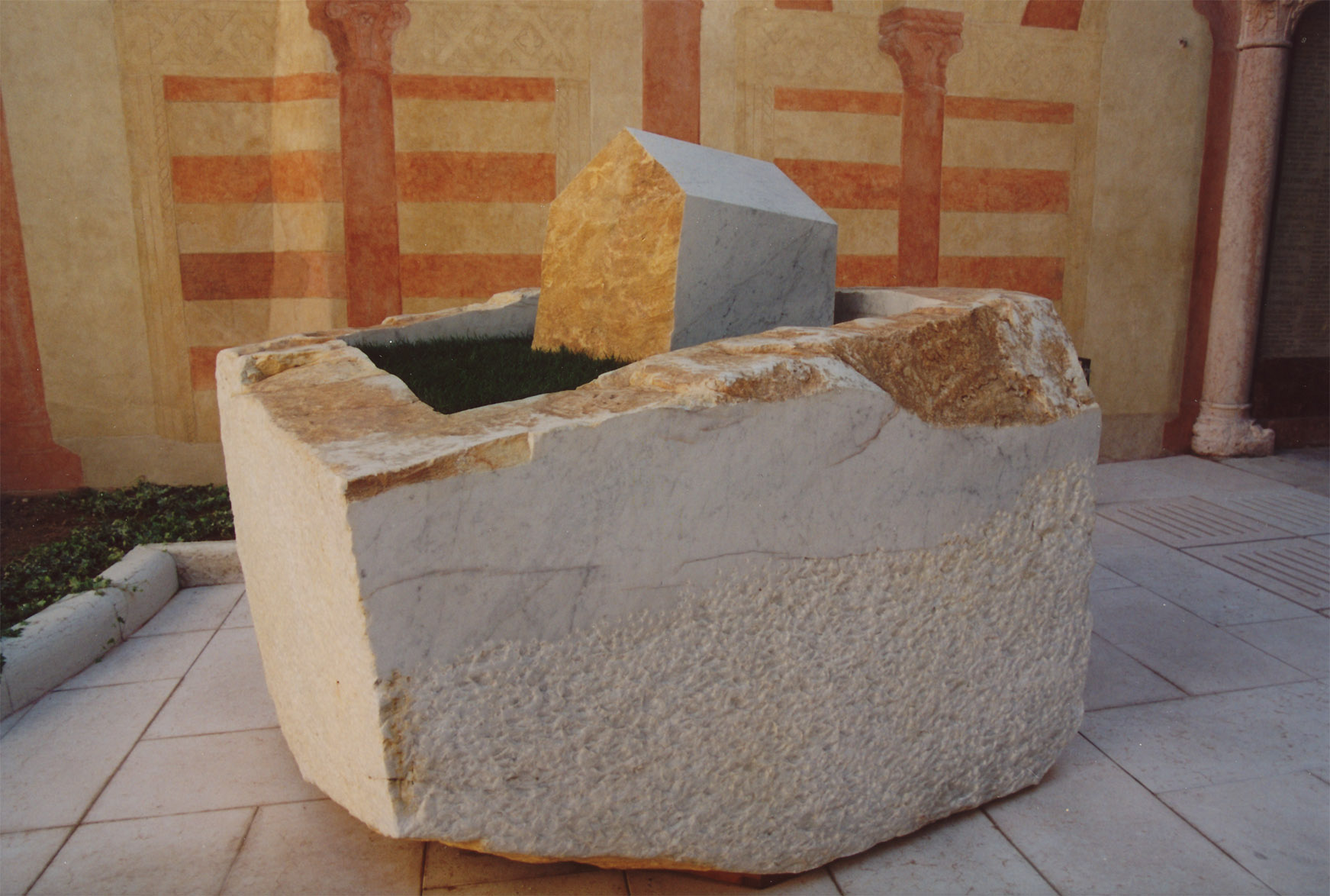 Poeticamente abita l'uomo (scultura) di Pompili Graziano (sec. XX)