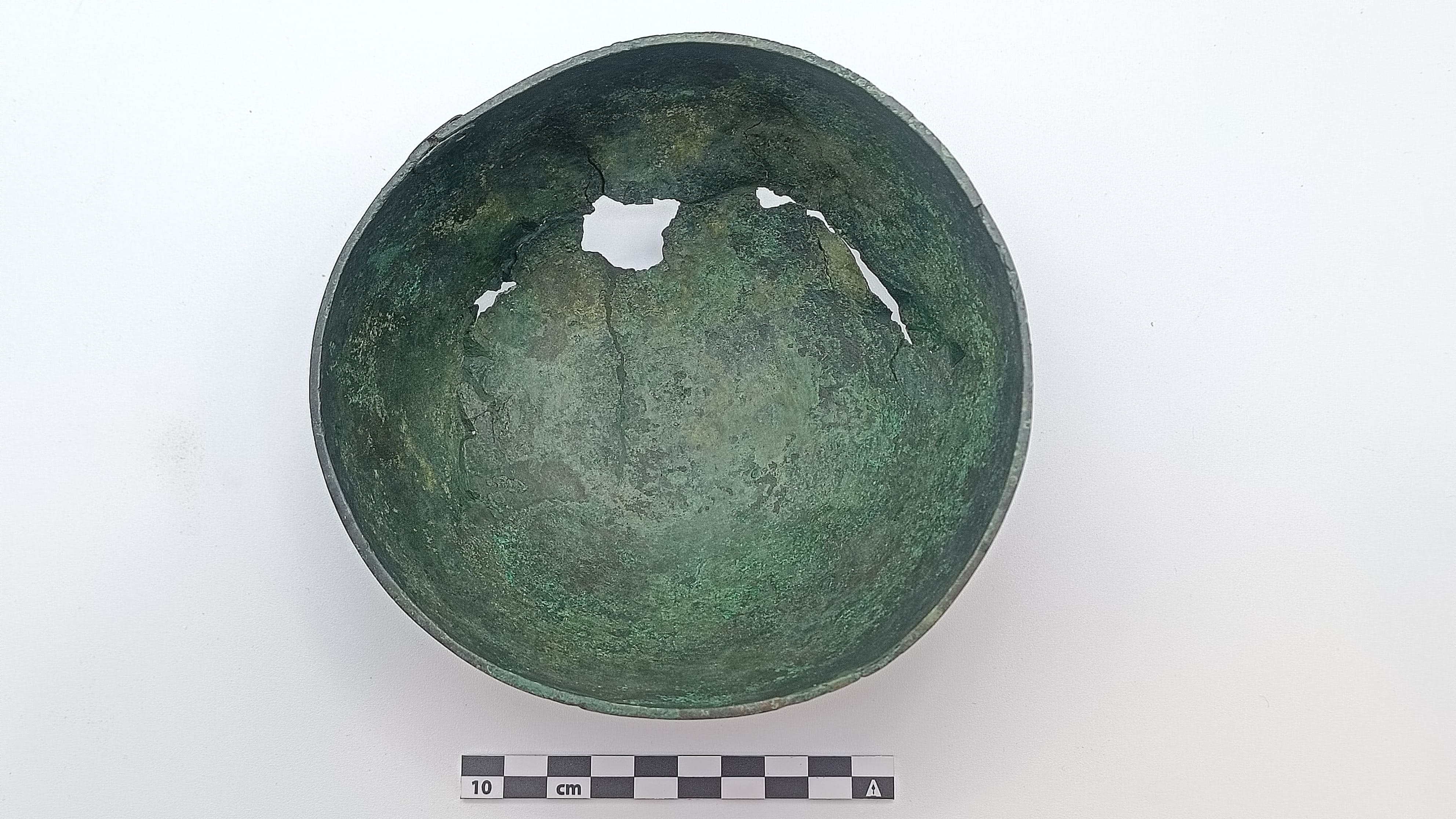 SINGOLO OGGETTO/ bacile, SECOLI/ VII a.C