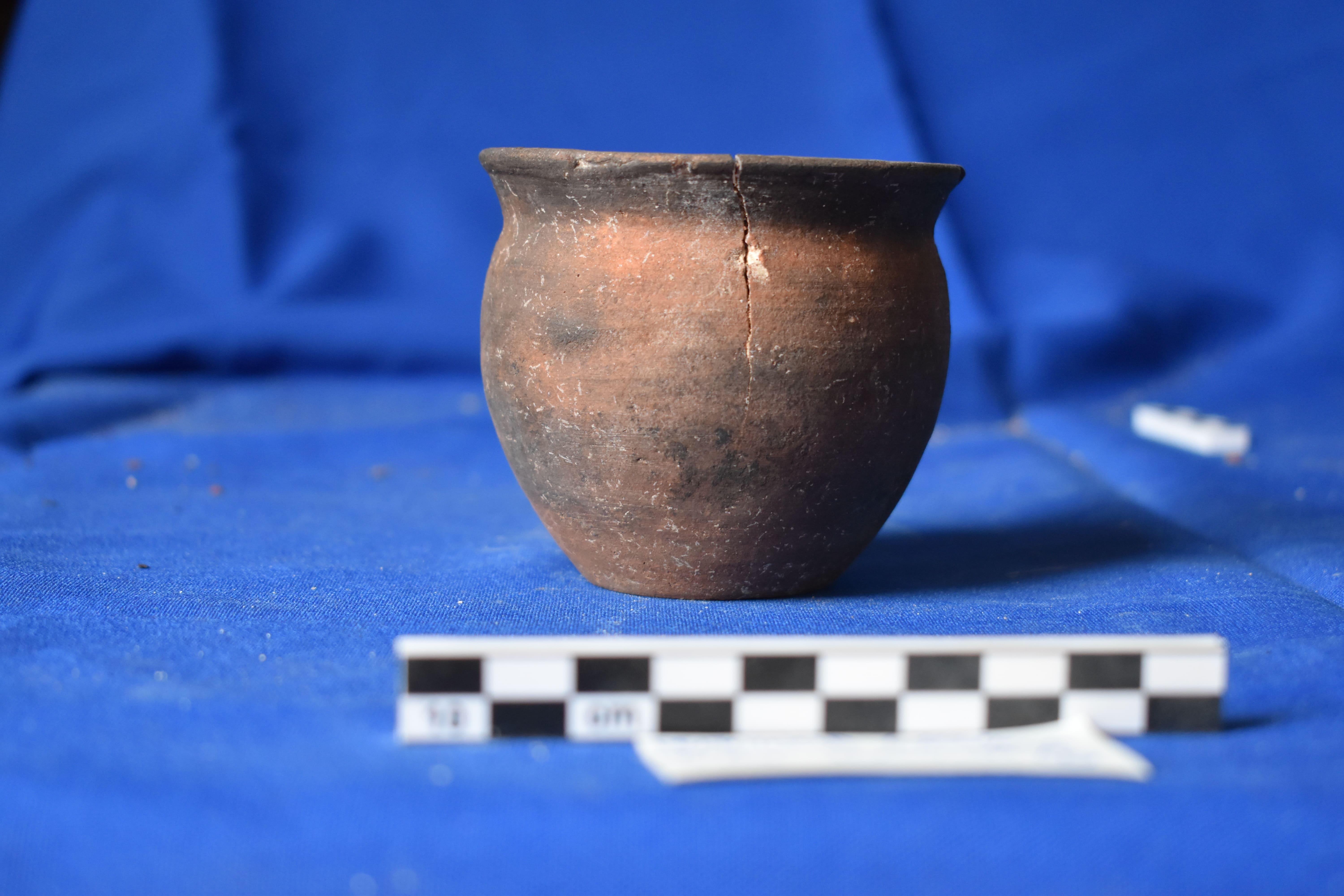 SINGOLO OGGETTO/ poculum, SECOLI/ III a.C