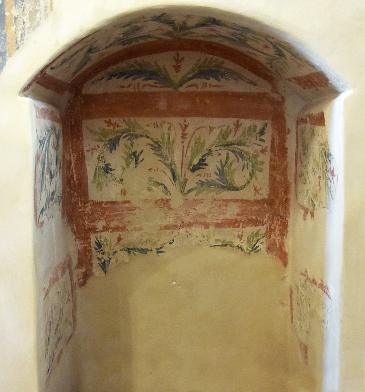 motivi decorativi vegetali (dipinto, frammento) - ambito umbro (inizio XV)