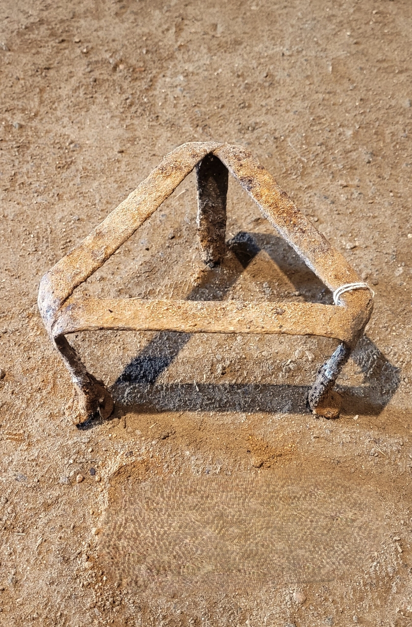 tribbita, brandali (treppiedi, da cucina, ARREDI E SUPPELLETTILI/ CONTENITORI, RECIPIENTI E OGGETTI DI USO DOMESTICO) - bottega del fabbro