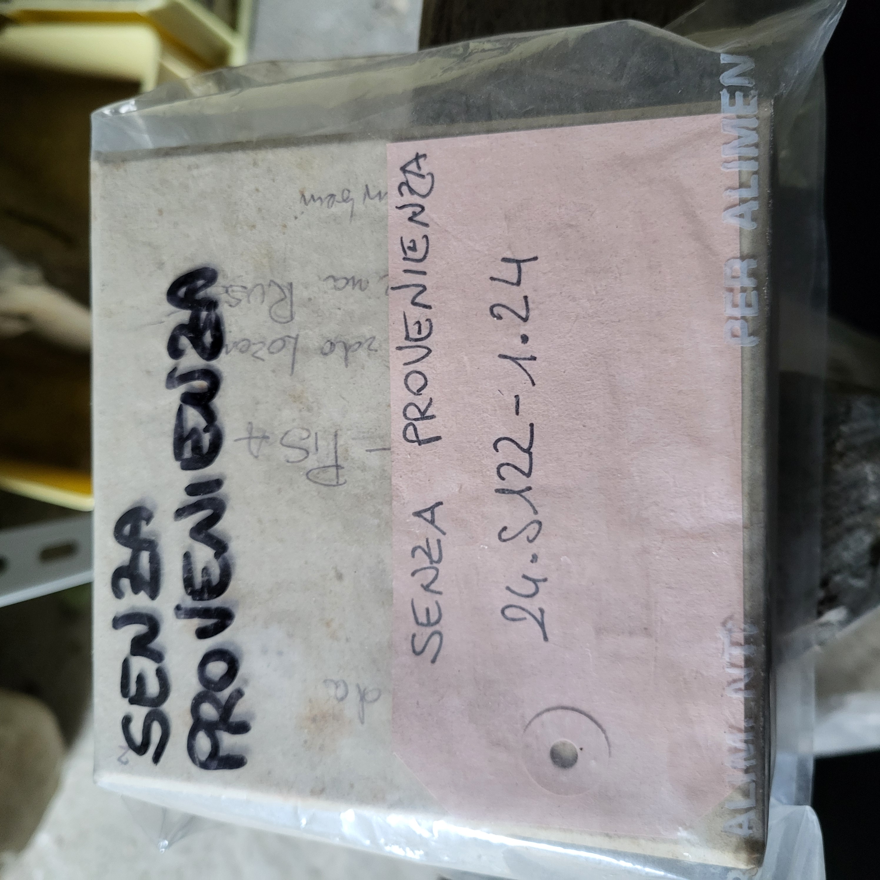 SINGOLO OGGETTO/ oggetto non identificato, Età Medievale / Età Moderna