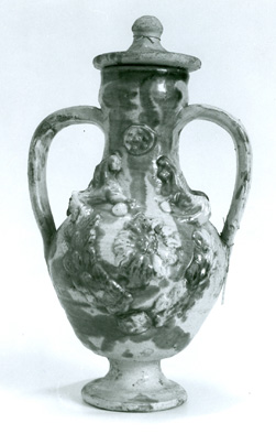 vucali (c’u pedi e c’u cumbogghiu), cuccumi (anfora, ARREDI E SUPPELLETTILI/ CONTENITORI, RECIPIENTI E OGGETTI DI USO DOMESTICO)