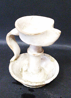 candileri, candilerighi (lucerna, ARREDI E SUPPELLETTILI/ CONTENITORI, RECIPIENTI E OGGETTI DI USO DOMESTICO)