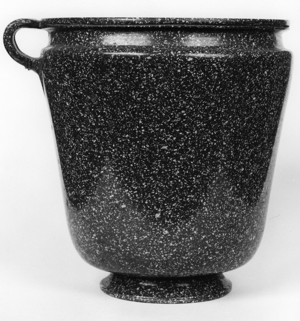 vaso - manifattura fiorentina (XIX)