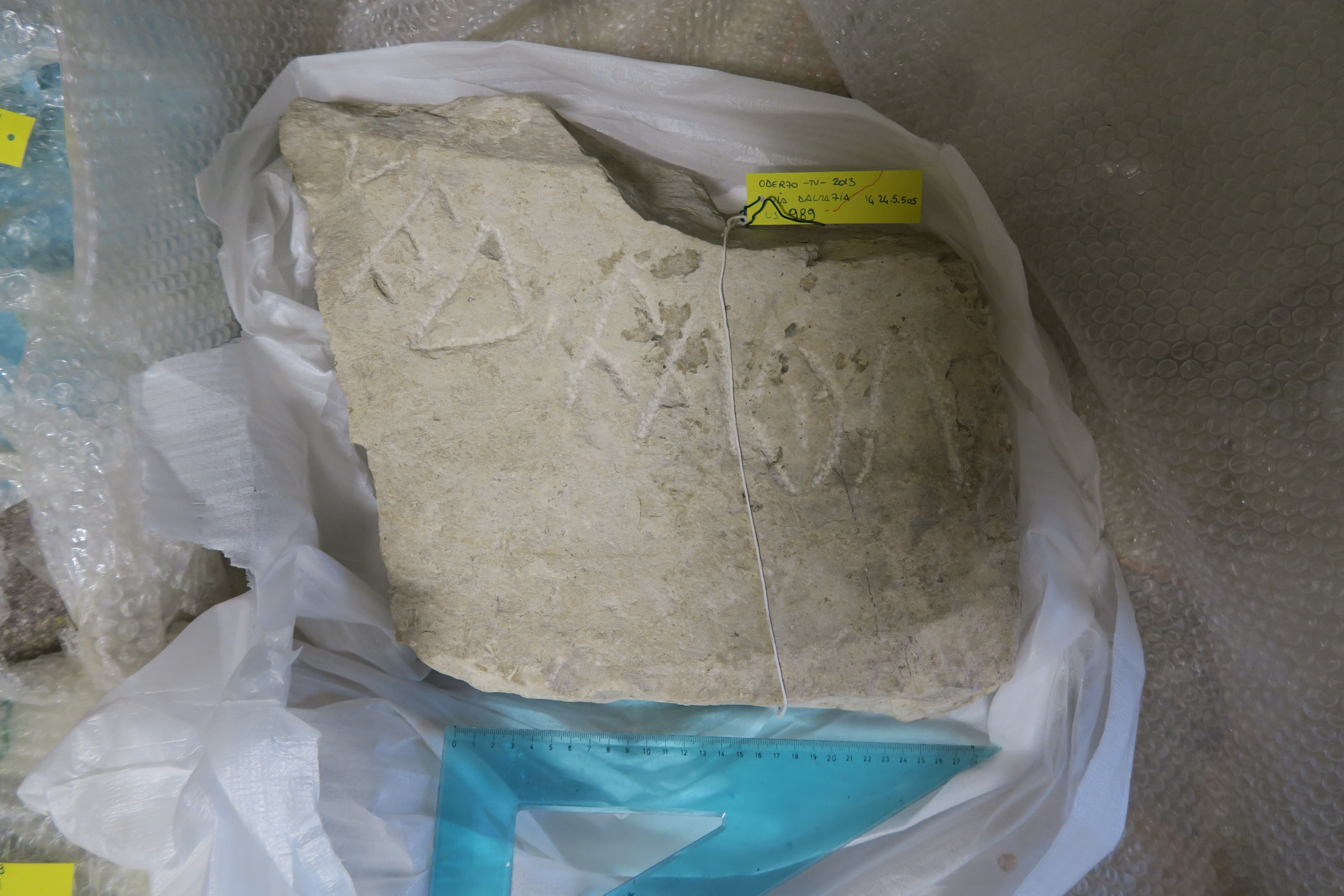 SINGOLO OGGETTO/ cippo, SECOLI/ ARCHI DI SECOLI/ II-I sec. a.C