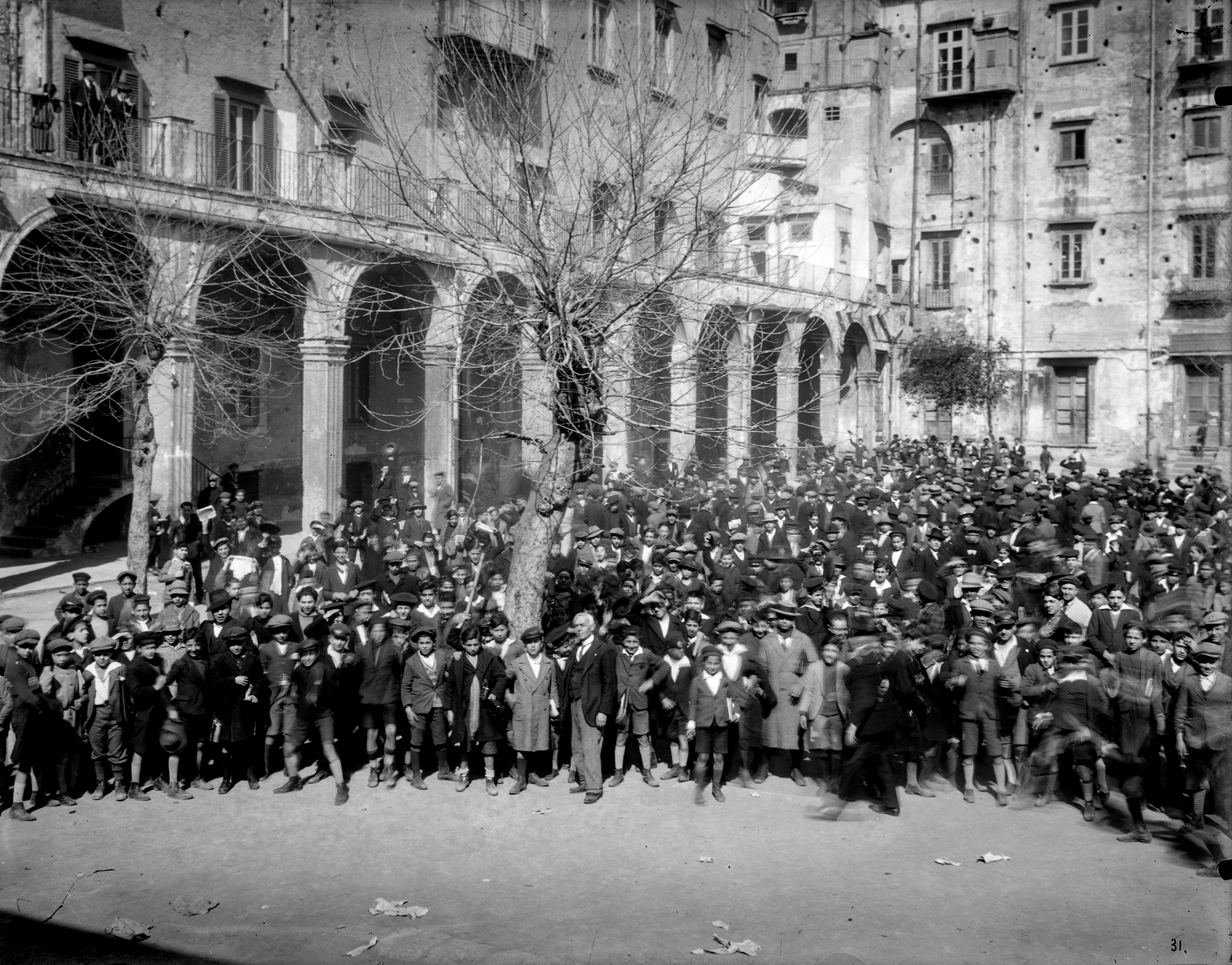 Scuole - Napoli - 1928 - Fotografie (negativo) di Losacco De Gioia, Domenico, Regia Scuola Industriale Alfonso Casanova (secondo quarto XX)