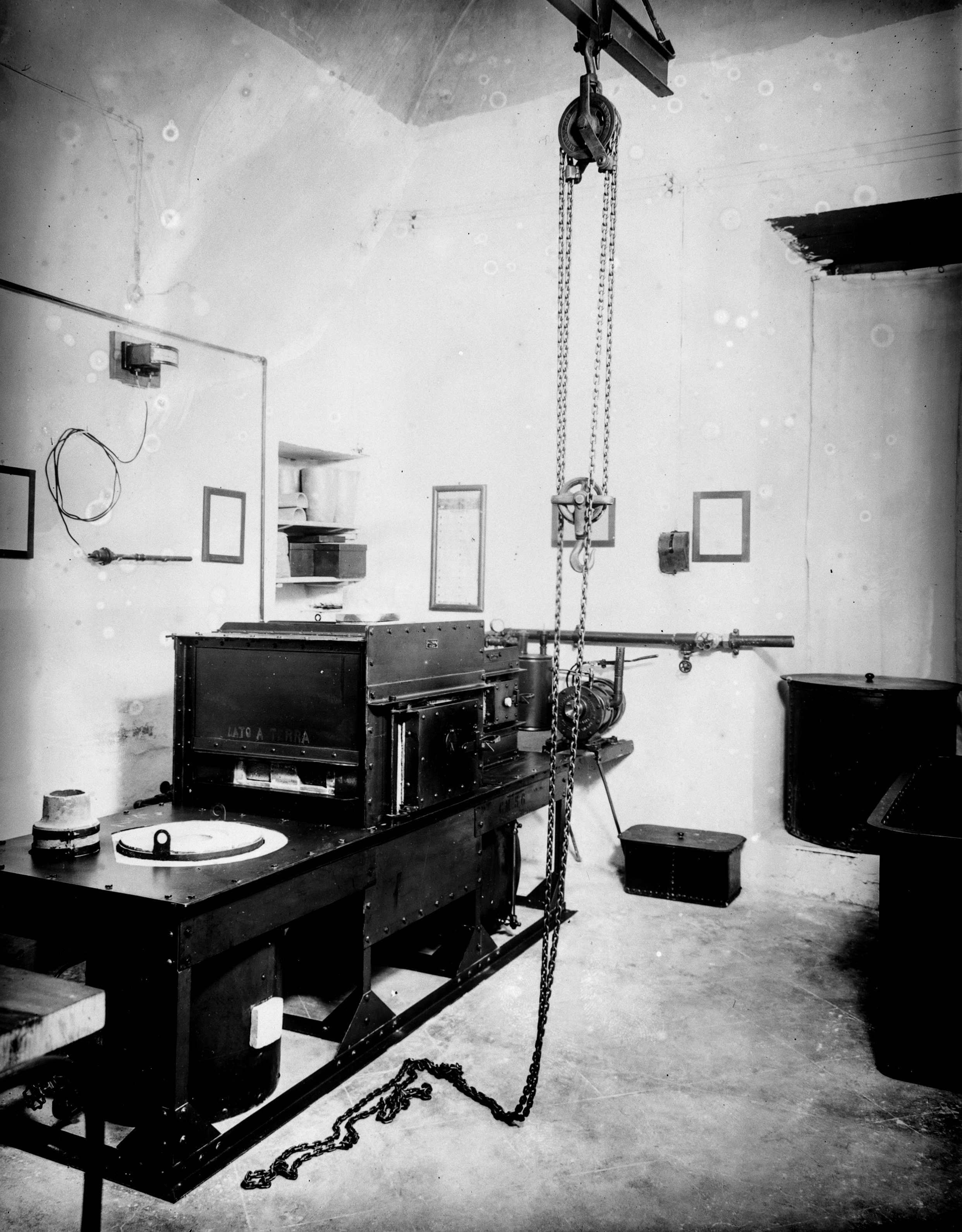 Istituto scolastico Alfonso Casanova <Napoli> - Fotografie (negativo) di Anonimo, Regia Scuola Industriale Alfonso Casanova (secondo quarto XX)