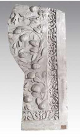 Bassorilievo con elementi vegetali, Bassorilievo decorativo (scultura/copia, opera isolata) - ambito italiano (primo quarto XX)