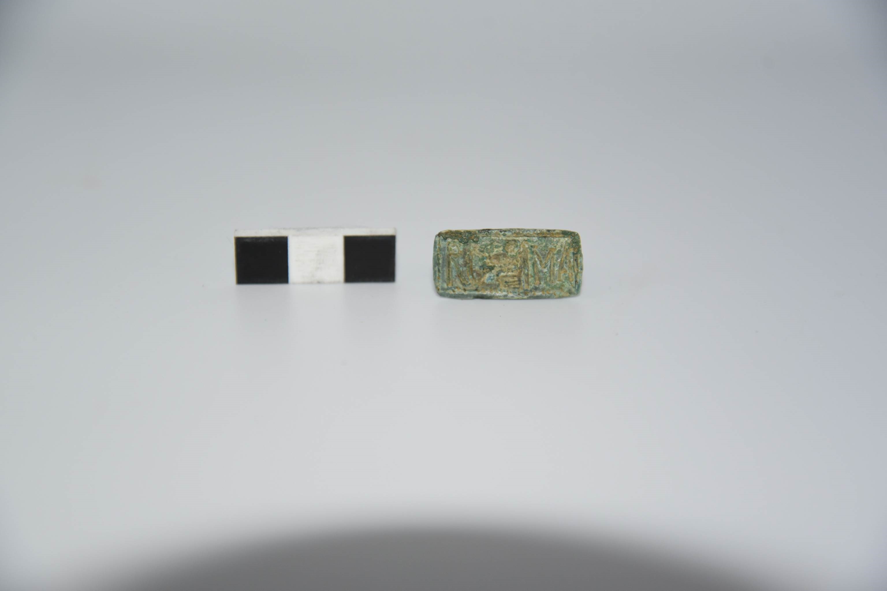 SINGOLO OGGETTO/ anello, I-II sec. d.C