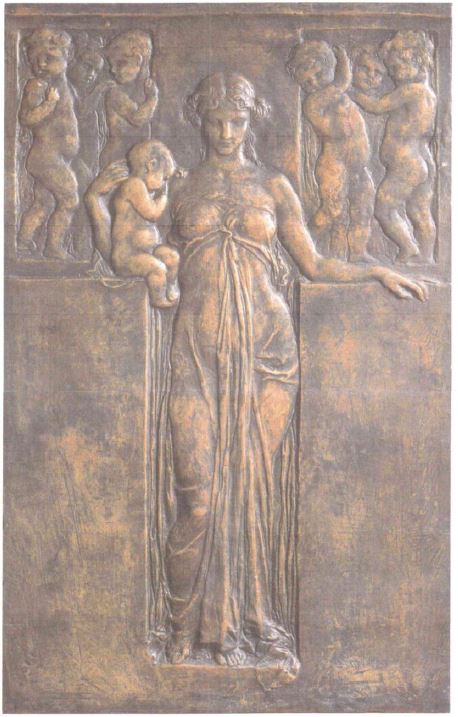 Allegoria della Maternità con putti (rilievo) di Bistolfi Leonardo (XX)