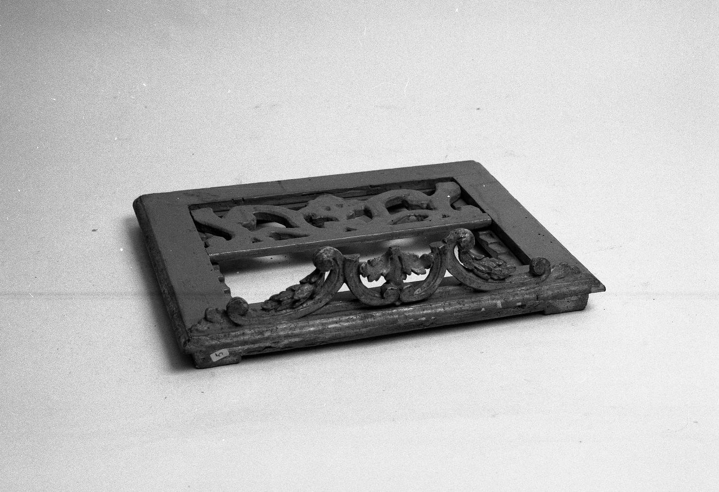 leggio - bottega italiana (fine/ inizio XVIII-XIX)