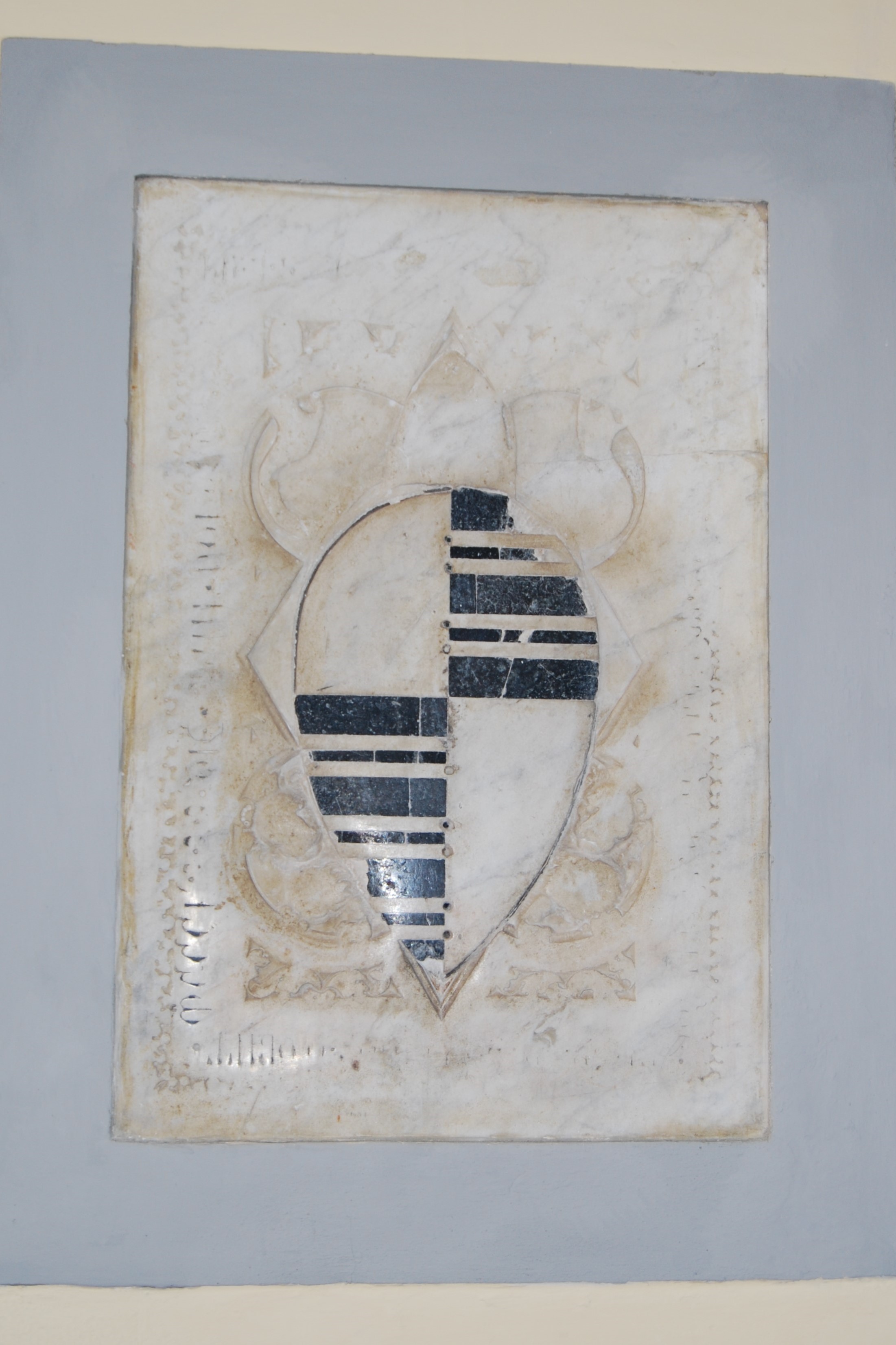 lapide tombale - bottega italiana (XIV)