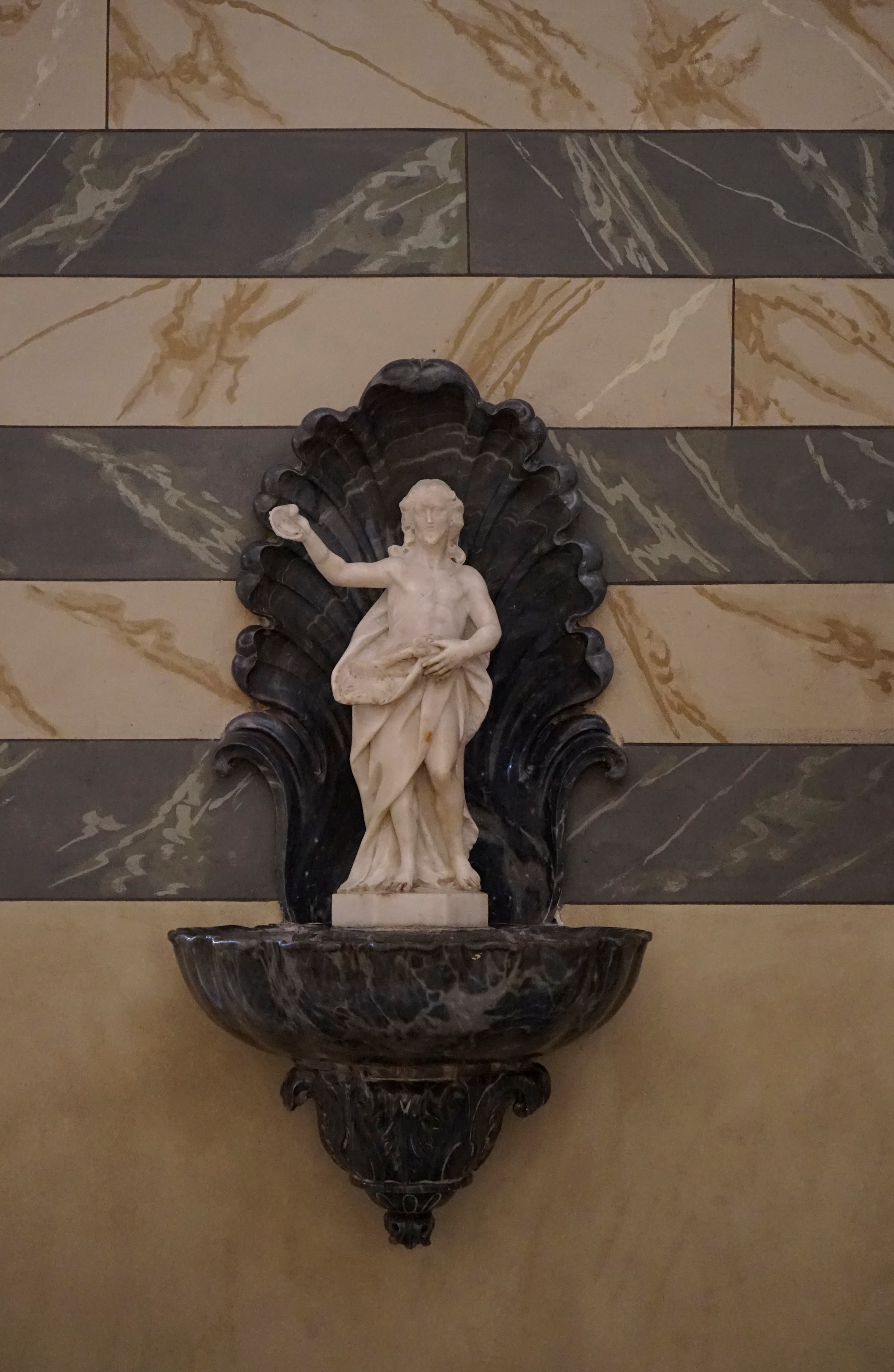 acquasantiera - bottega volterrana (sec. XVIII)