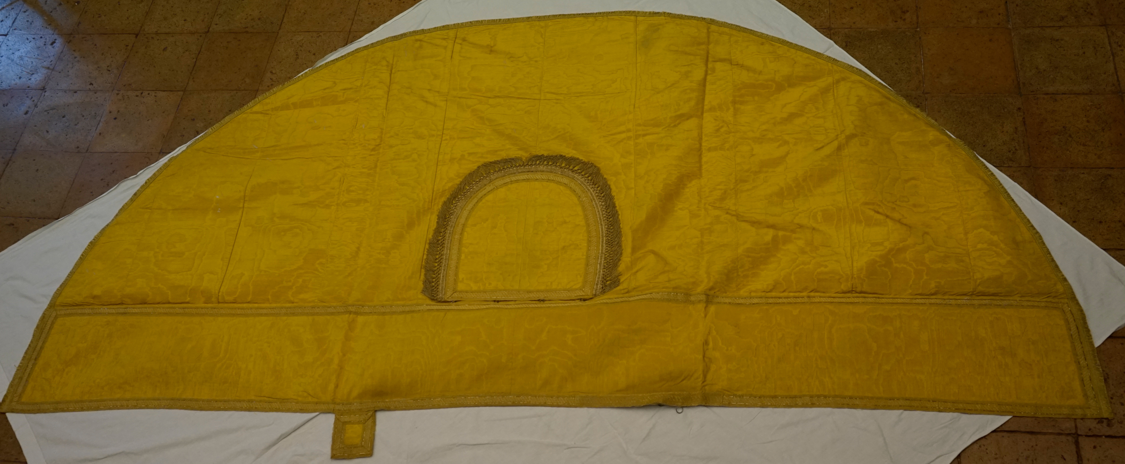 piviale - manifattura toscana (inizio sec. XIX)