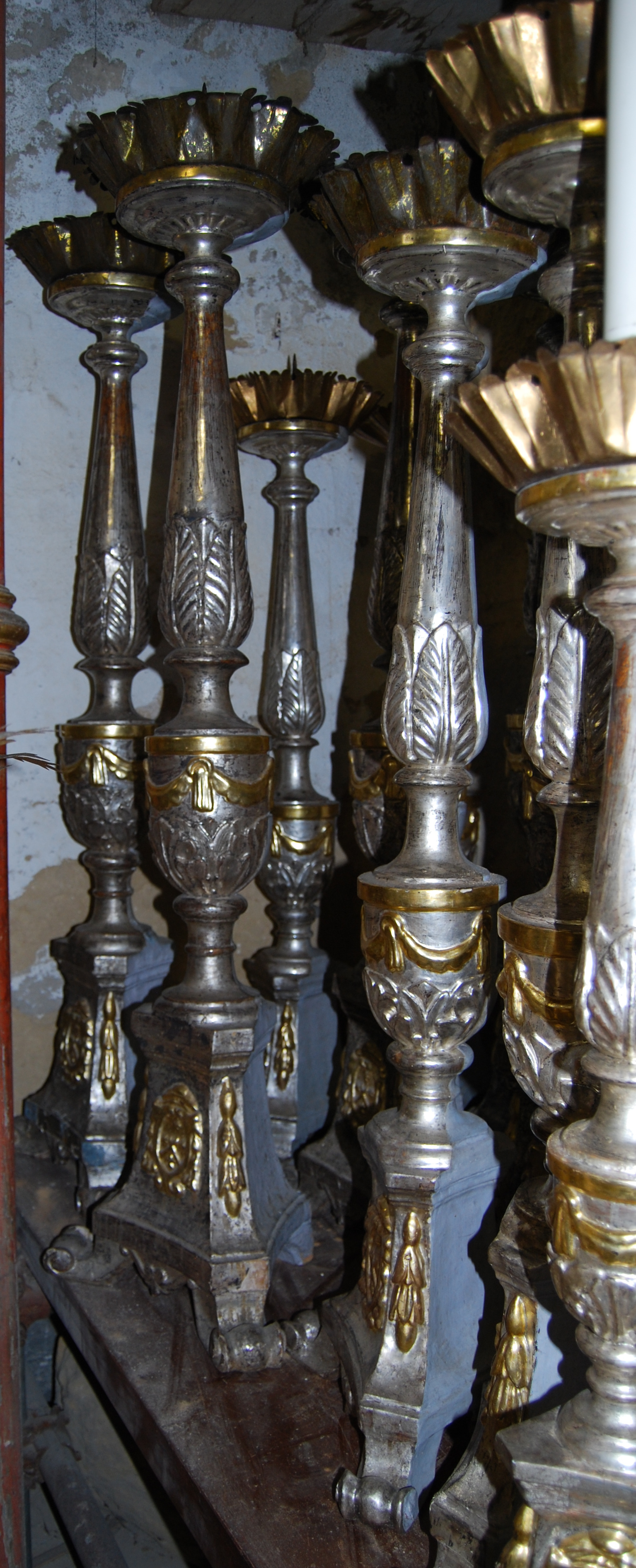 candeliere, serie - bottega toscana (sec. XVI)