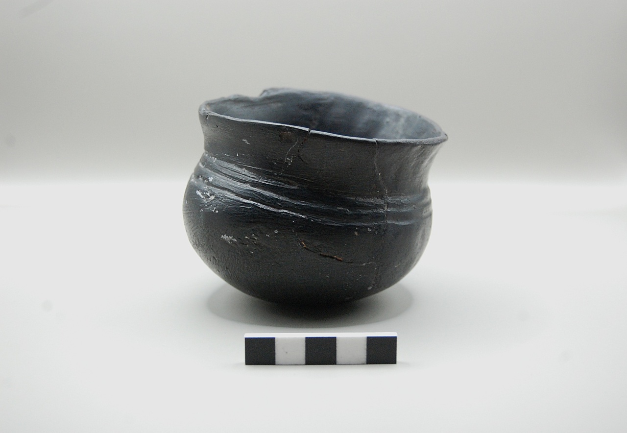 Bicchiere globulare - Cultura di Golasecca (GIB) (VIII-VII sec. a. C)