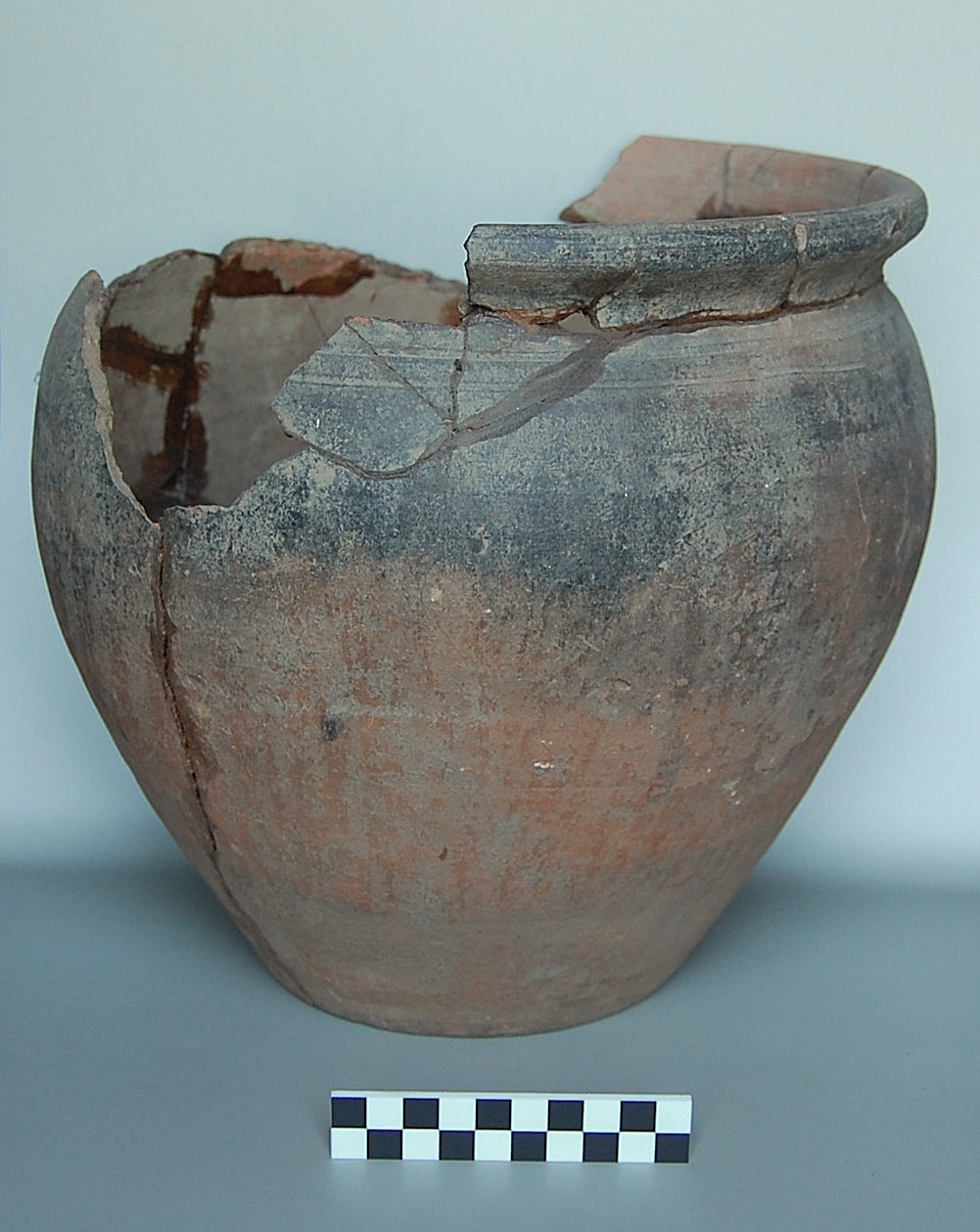 Olla/ frammenti - Romano (Sec. II d.C)