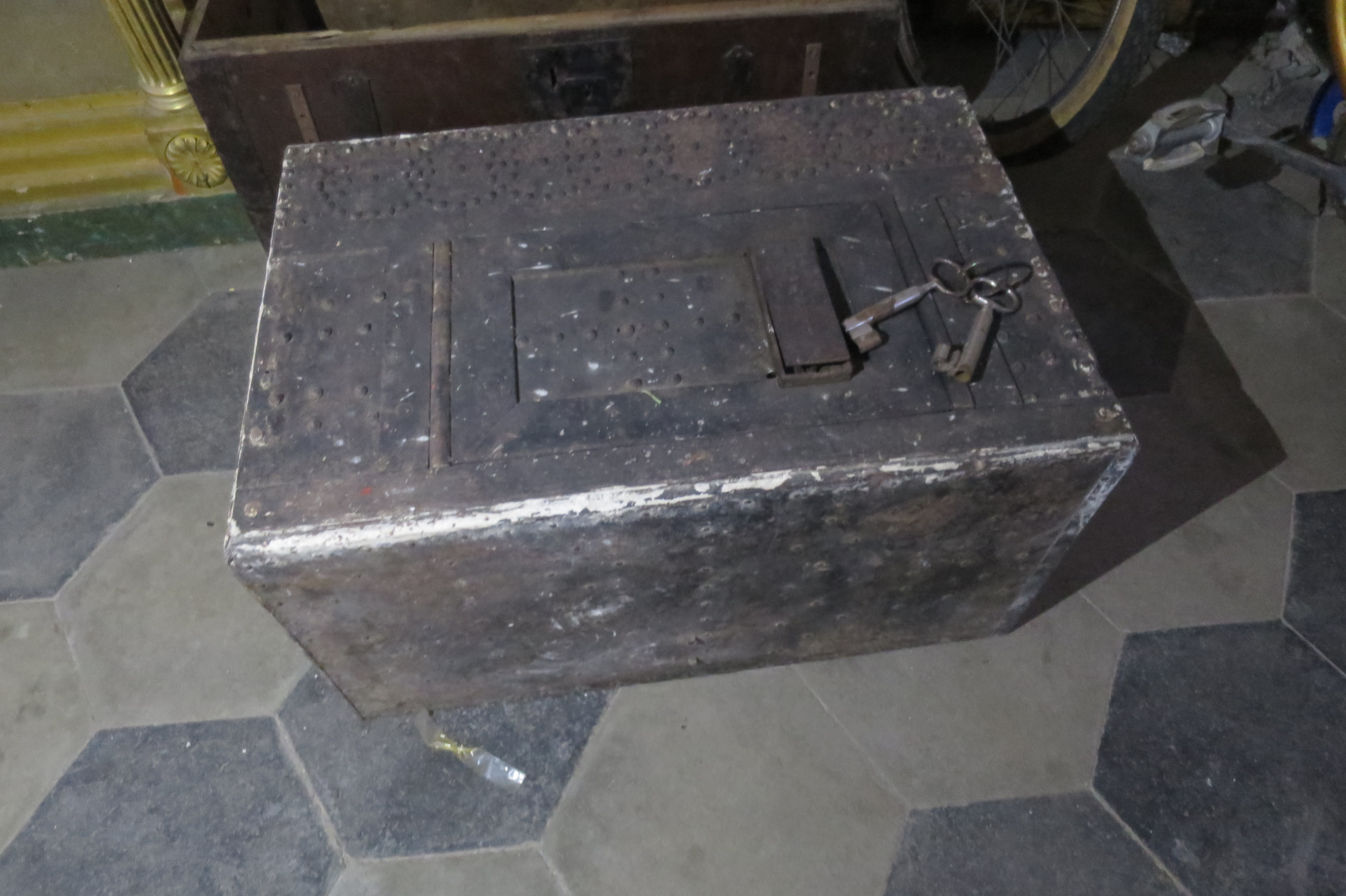 forziere - ambito lombardo (XIX)