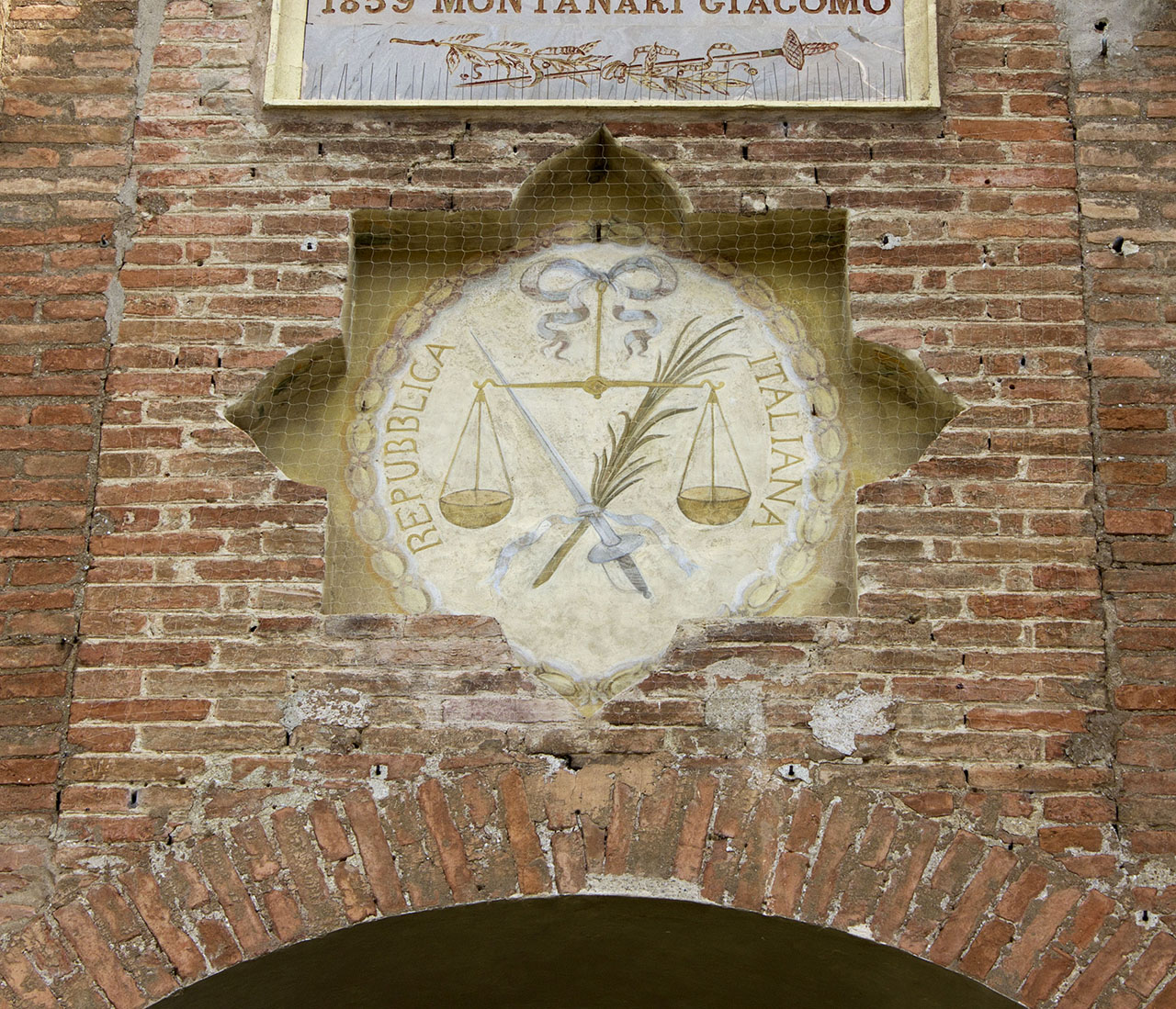 stemma della prima Repubblica Italiana istituita da Napoleone (insegna, opera isolata) - ambito ravennate (inizio XIX)