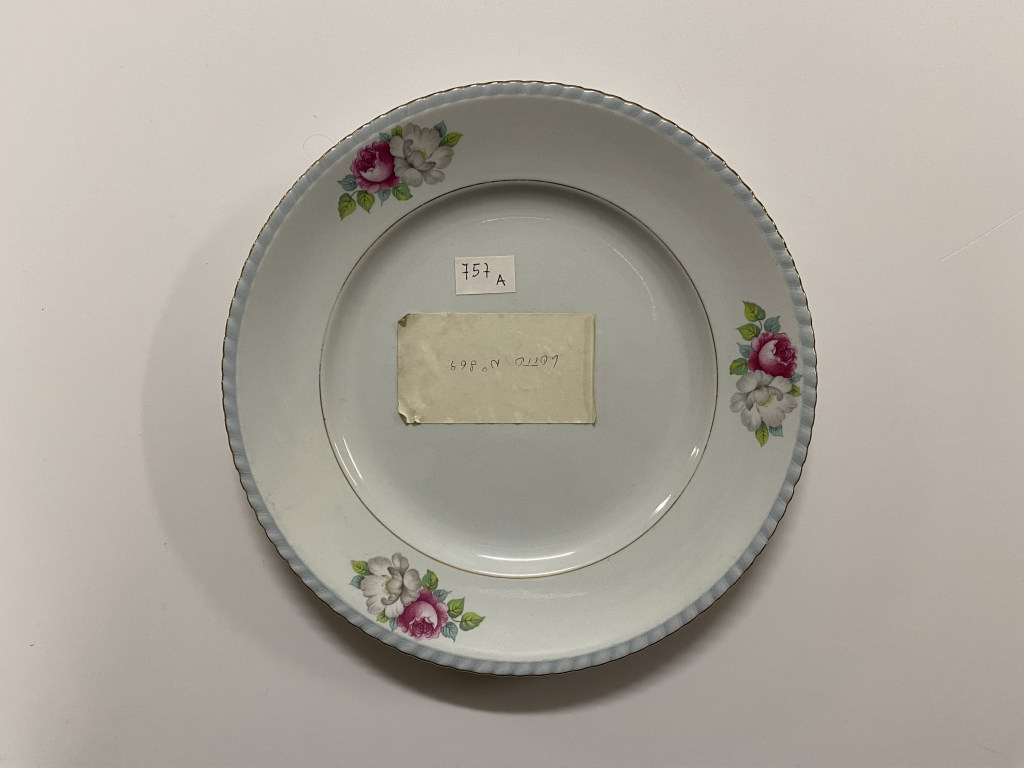 motivi decorativi floreali, motivi decorativi a intreccio (piatto piano, opera isolata) - ambito friulano (terzo quarto XX)