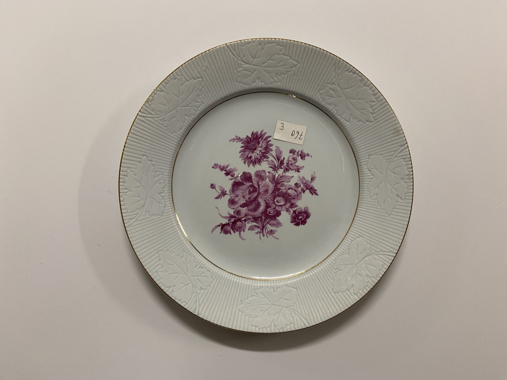 motivi decorativi floreali, motivi decorativi vegetali, motivi decorativi geometrici (piatto piano, opera isolata) - ambito friulano (terzo quarto XX)