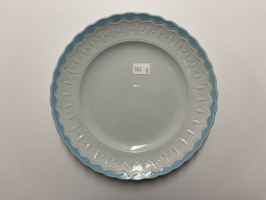 motivi decorativi geometrici (piatto piano, opera isolata) - ambito friulano (terzo quarto XX)