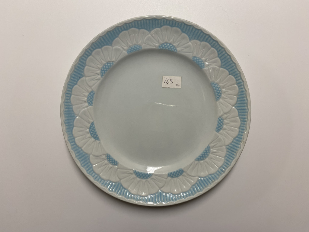 motivi decorativi floreali, motivi decorativi geometrici (piatto piano, opera isolata) - ambito friulano (terzo quarto XX)