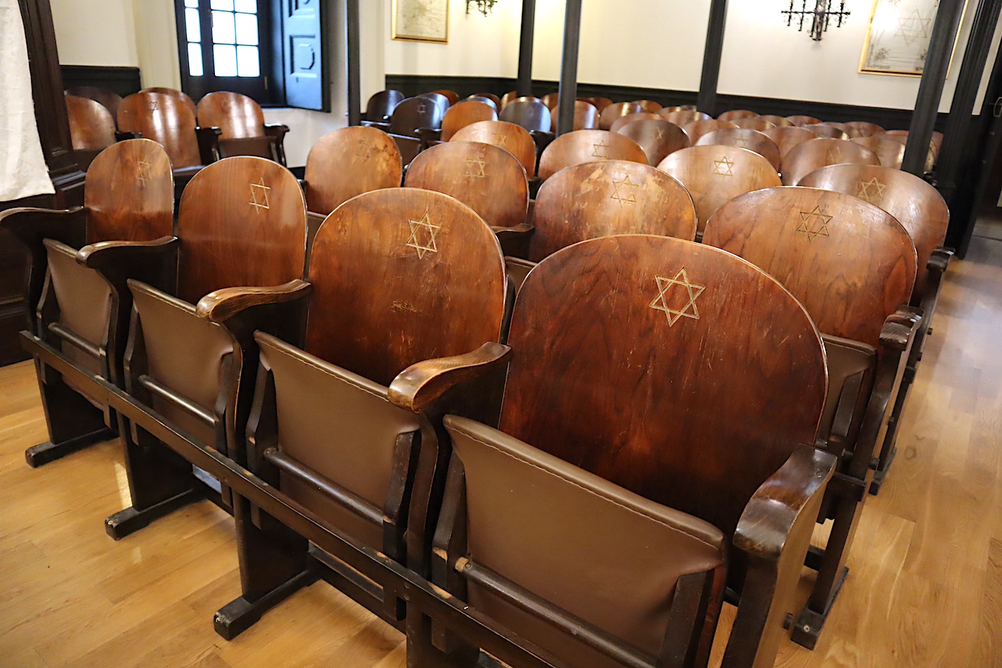 sedile, pendant - ambito campano, Ambito ebraico (secondo quarto XX secolo)