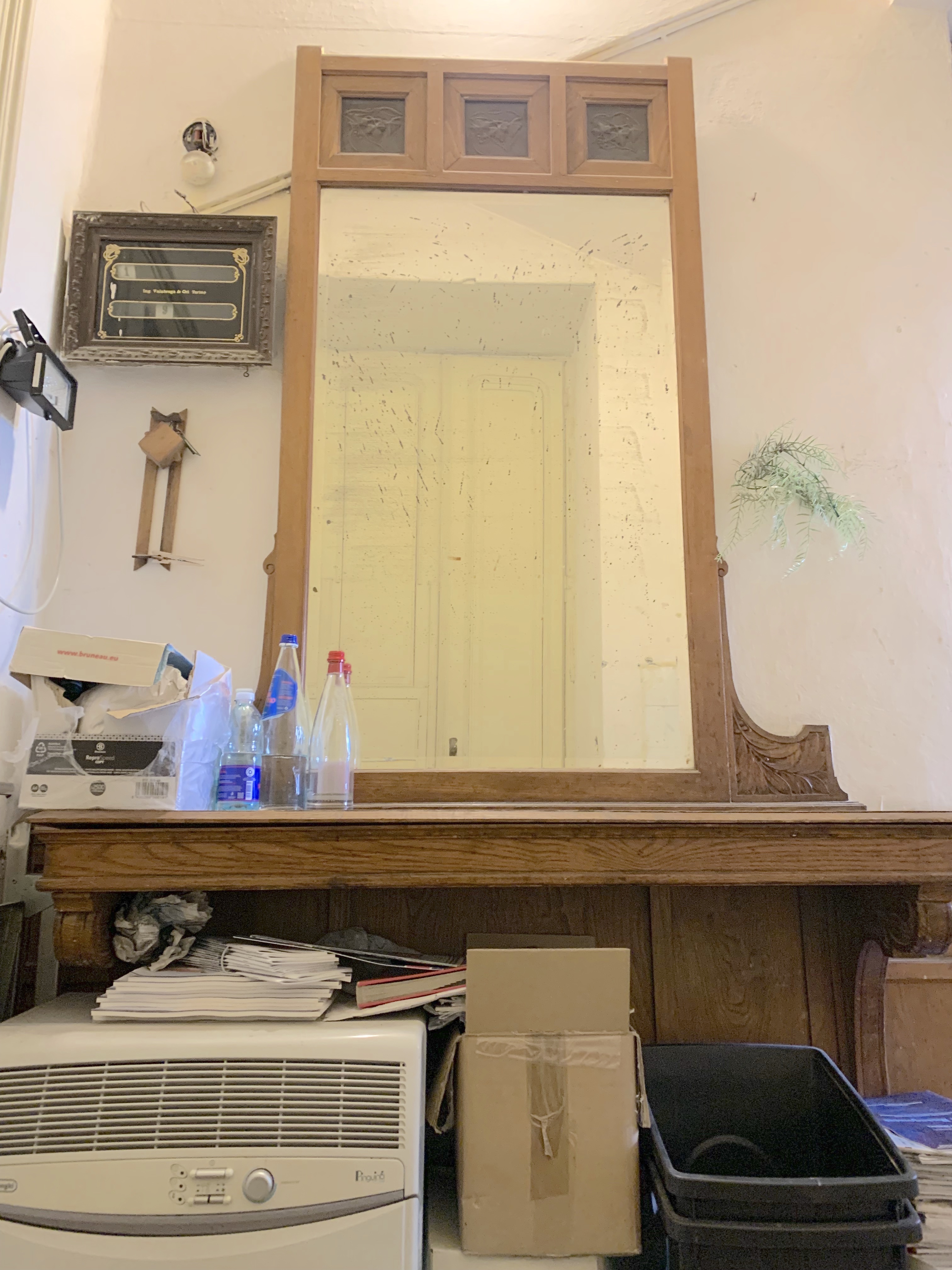 console con specchiera, opera isolata - ambito italiano (anni dieci XX)