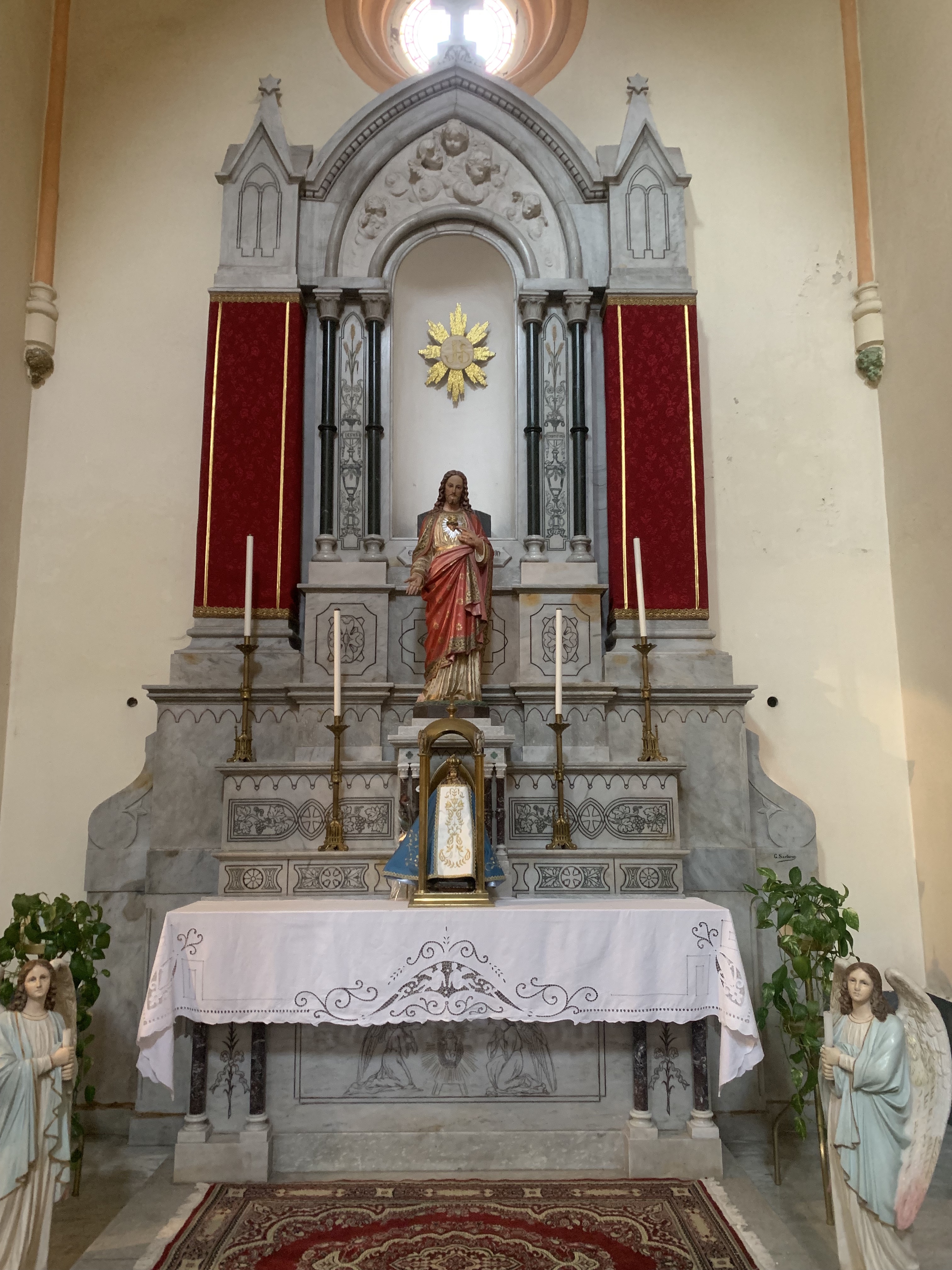 Altare del Sacro Cuore (altare - a edicola, complesso decorativo) di Sartorio Giuseppe (attribuito) - bottega sassarese (primo quarto XX)