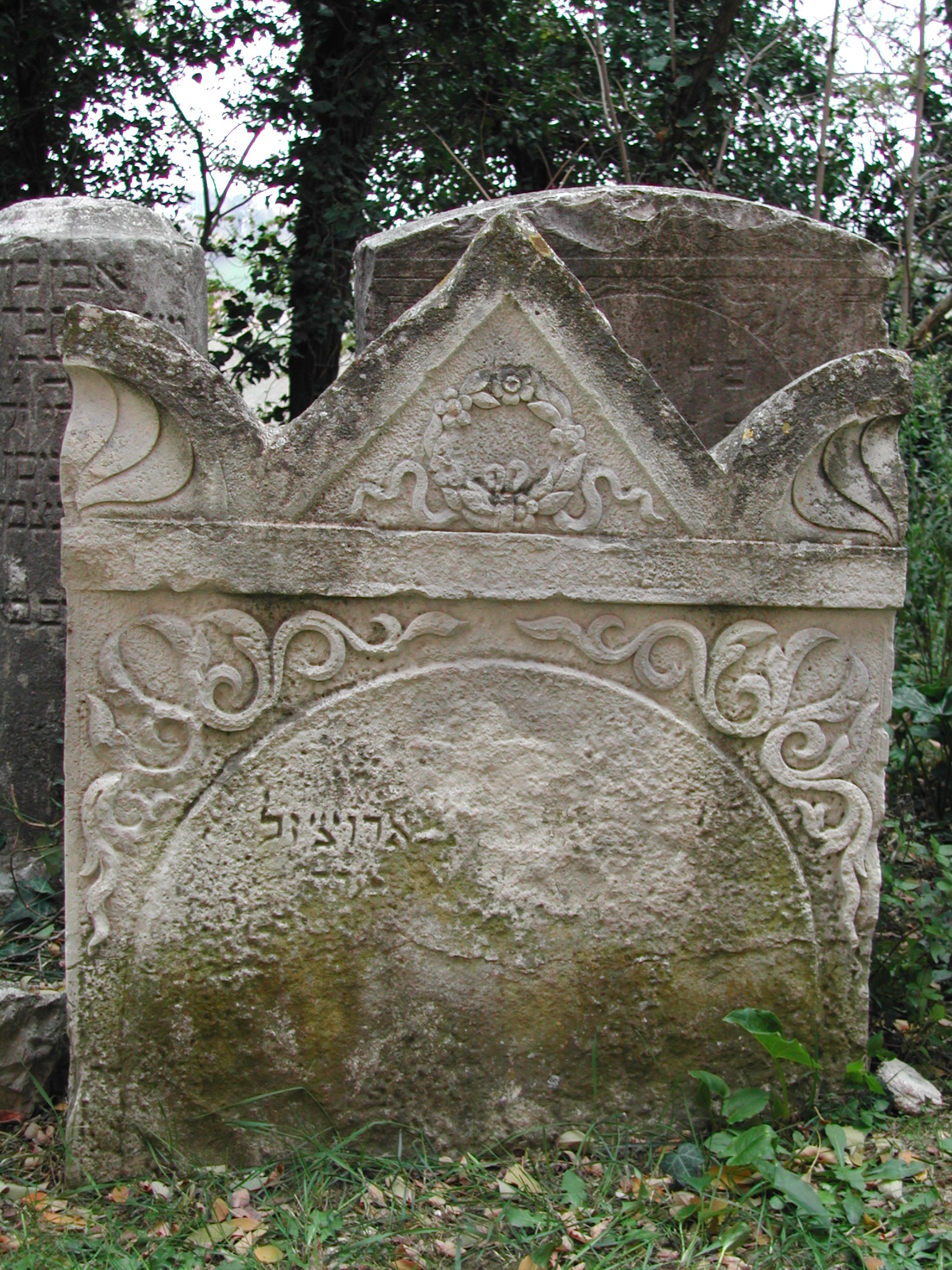 monumento funebre - a edicola - ambito ebraico (metà XIX)