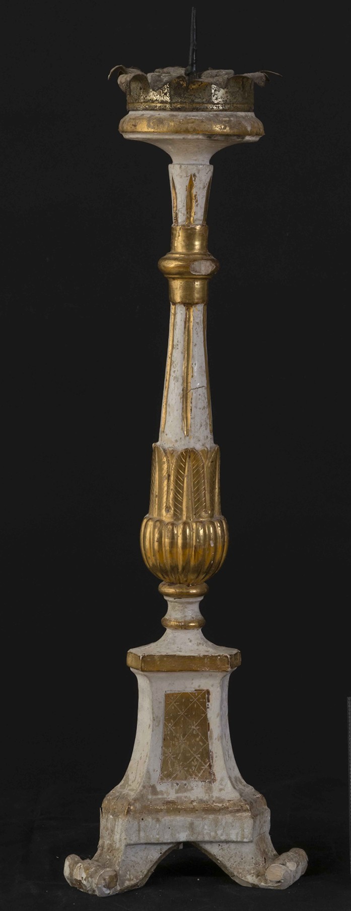 candeliere, serie - bottega umbra (primo quarto XIX sec)