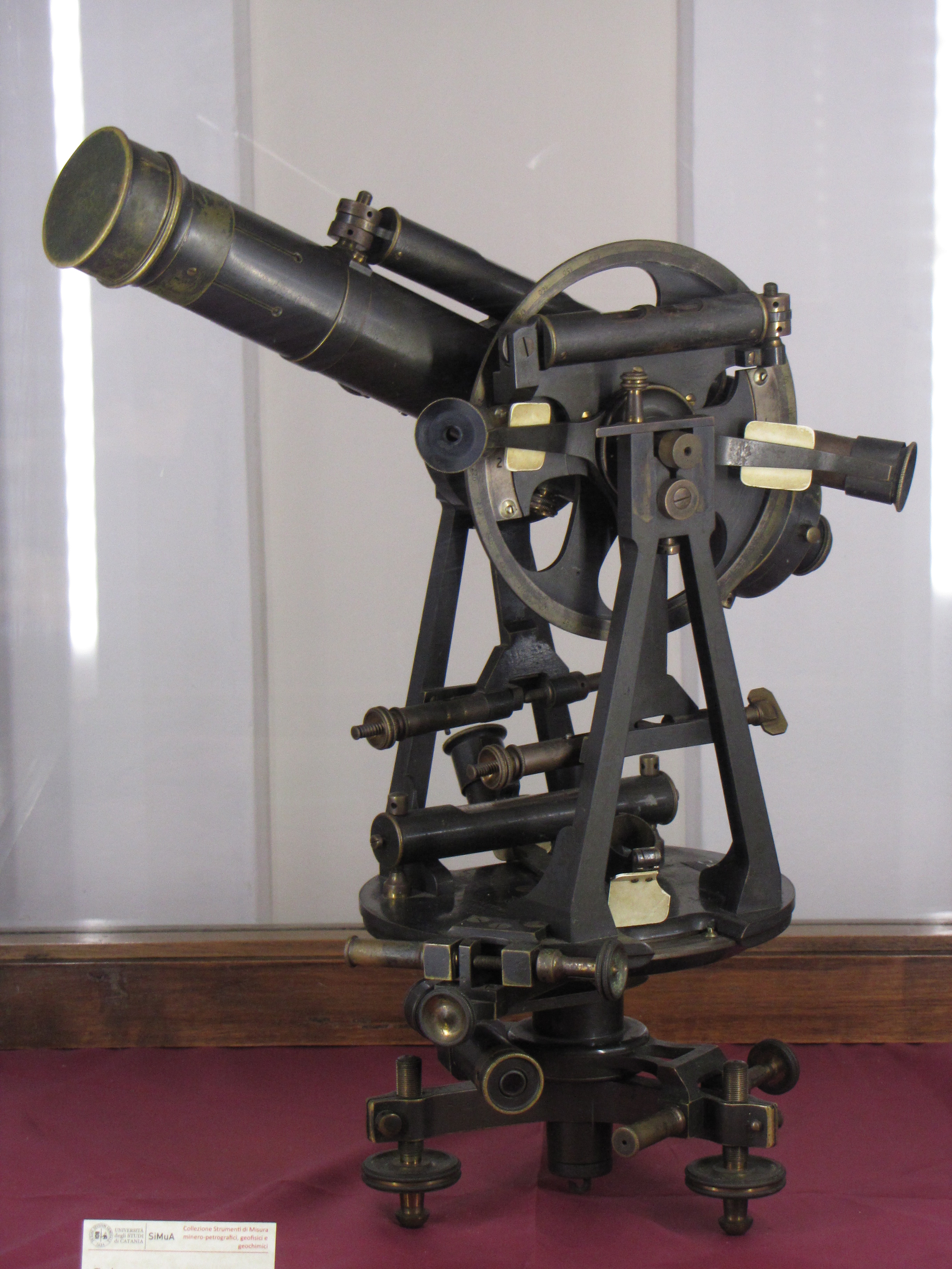 tacheometro di La Filotecnica - Salmoiraghi (officina) (prima metà XX secolo)