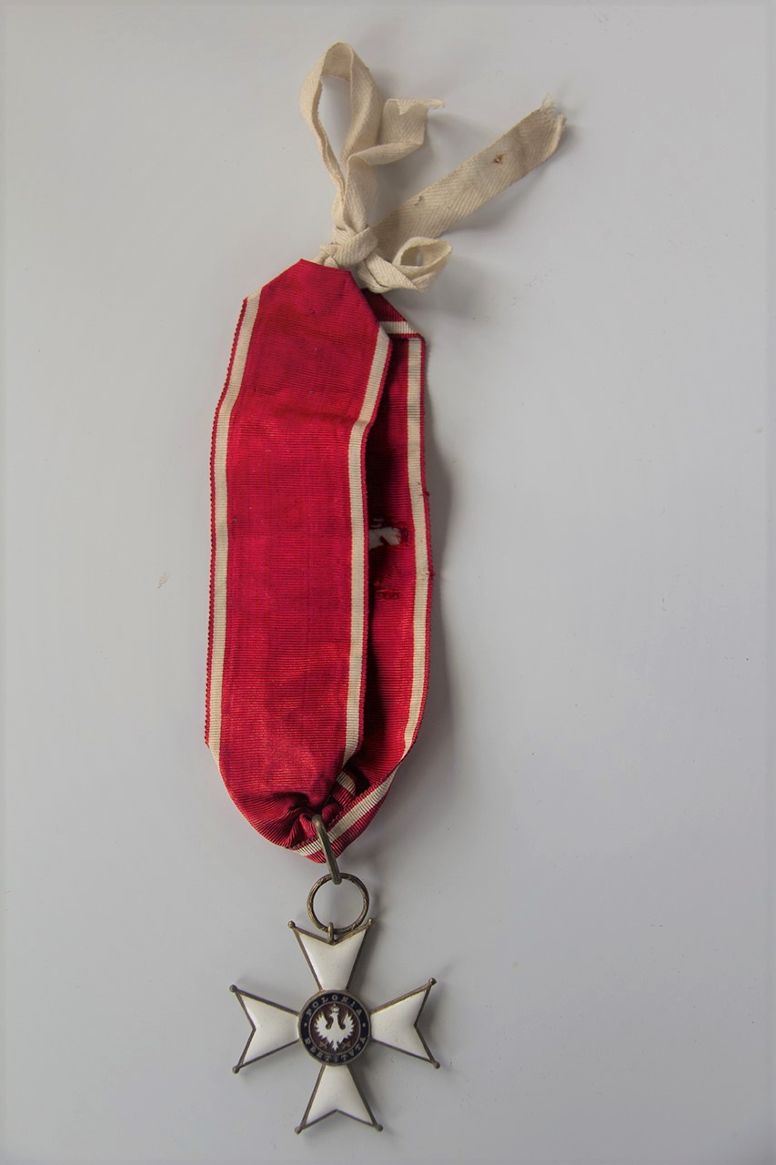 croce onorifica - bottega Europa orientale (sec. XX)