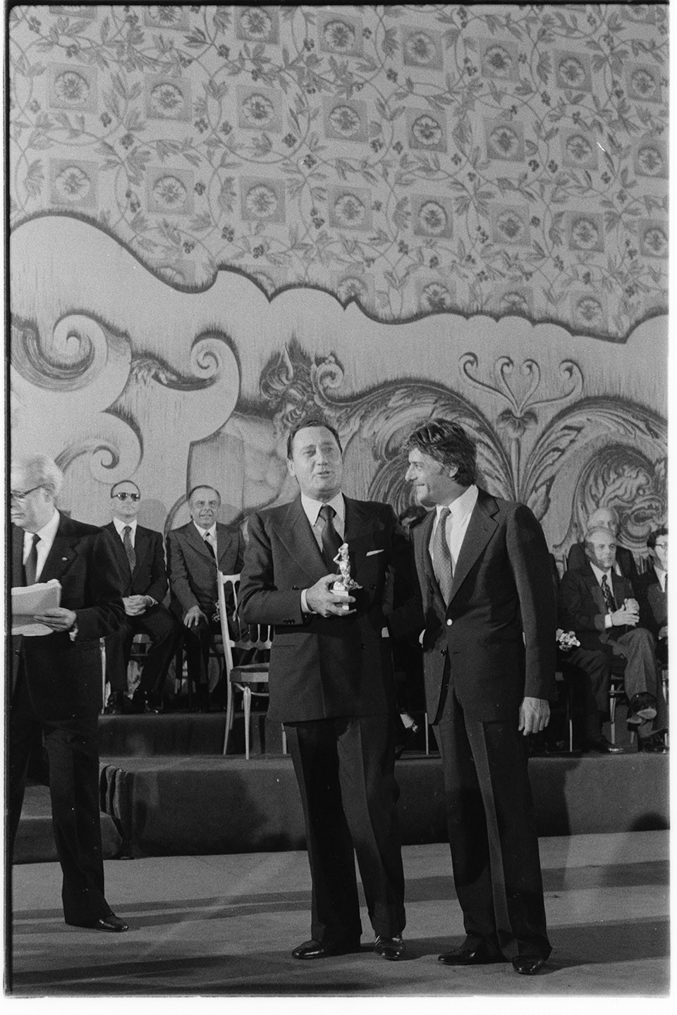 Attori - Giannini, Giancarlo (negativo, insieme) di Alfa Press Service s.n.c. – Agenzia Fotogiornalistica (ultimo quarto XX)