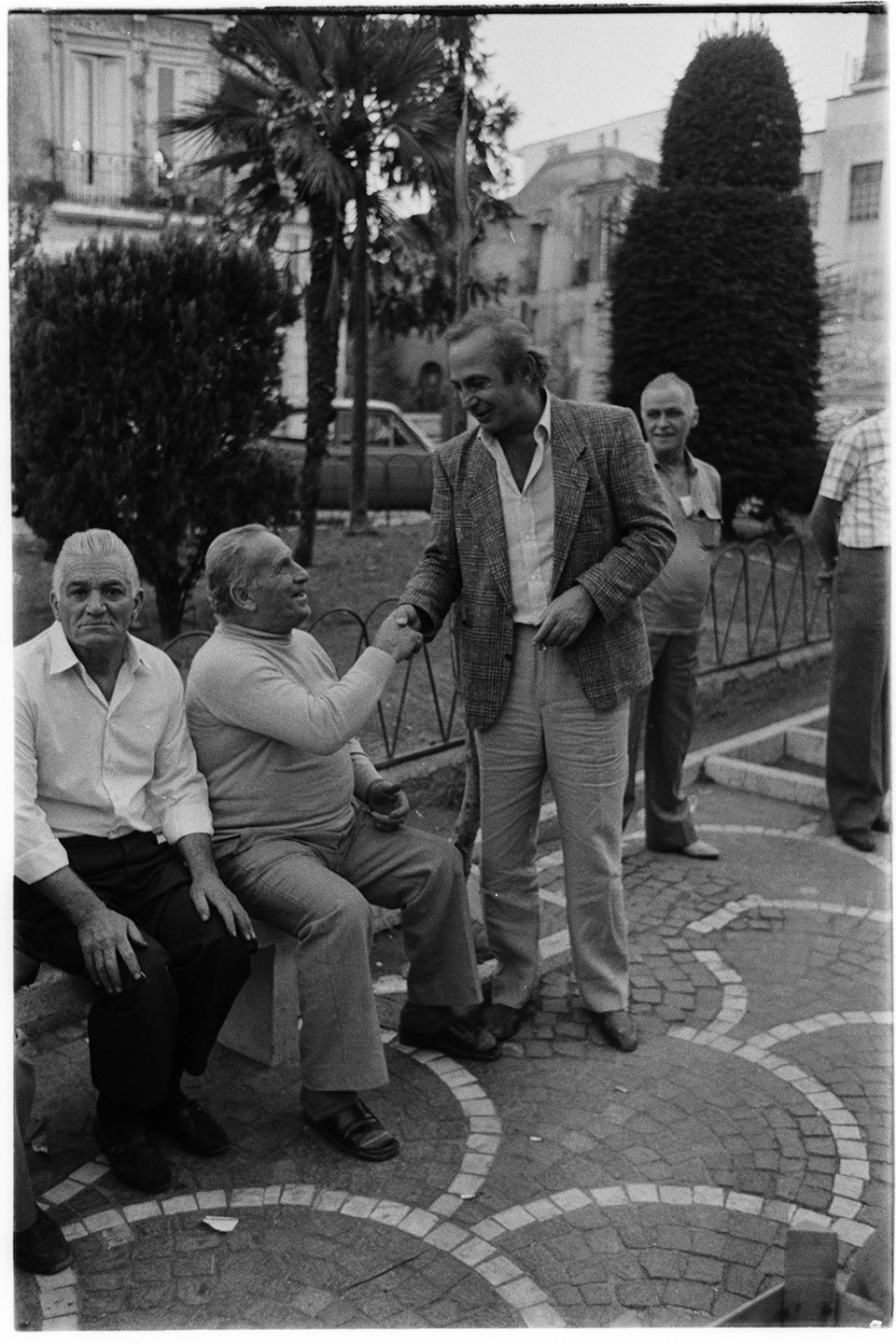 Ottaviano (NA) - Gazzara, Ben (negativo, insieme) di Alfa Press Service s.n.c. – Agenzia Fotogiornalistica (ultimo quarto XX)