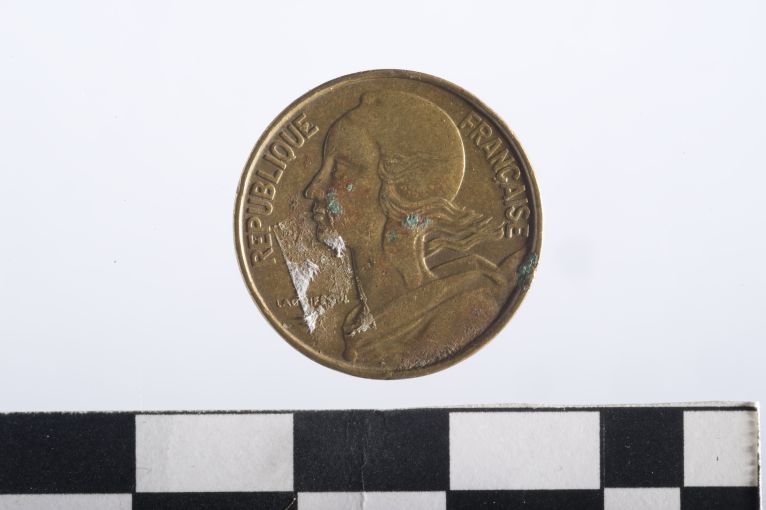 moneta - 10 centesimi - ambito francese (sec. XX d.C)