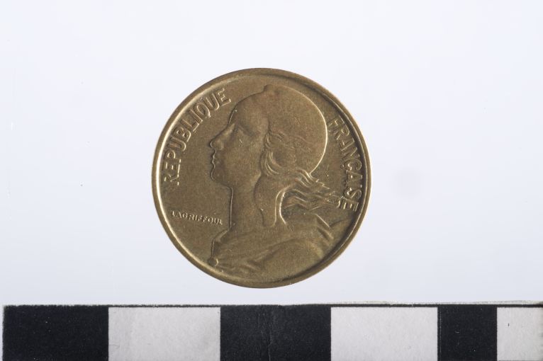 moneta - 10 centesimi - ambito francese (sec. XX d.C)