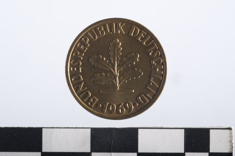 moneta - 10 pfennig - ambito tedesco (sec. XX d.C)