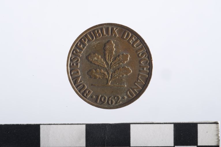 moneta - 2 pfennig - ambito tedesco (sec. XX d.C)