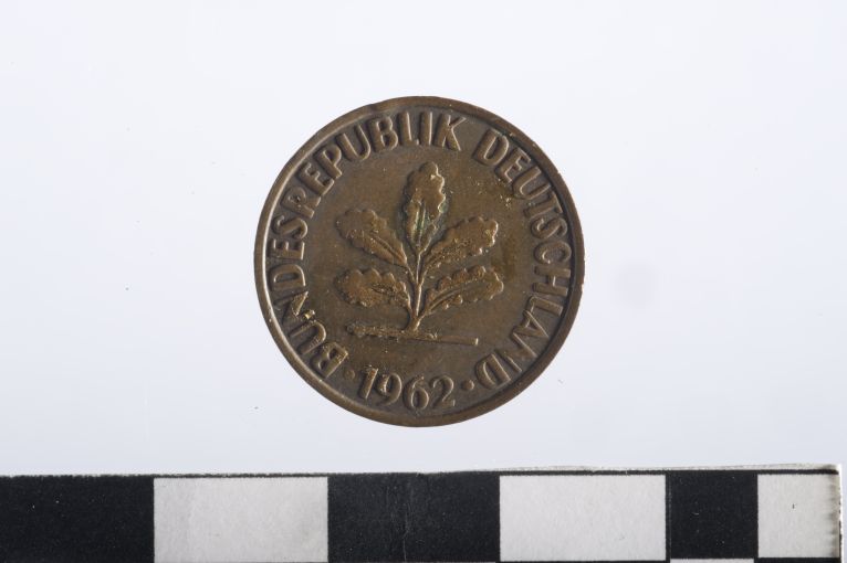 moneta - 2 pfennig - ambito tedesco (sec. XX d.C)