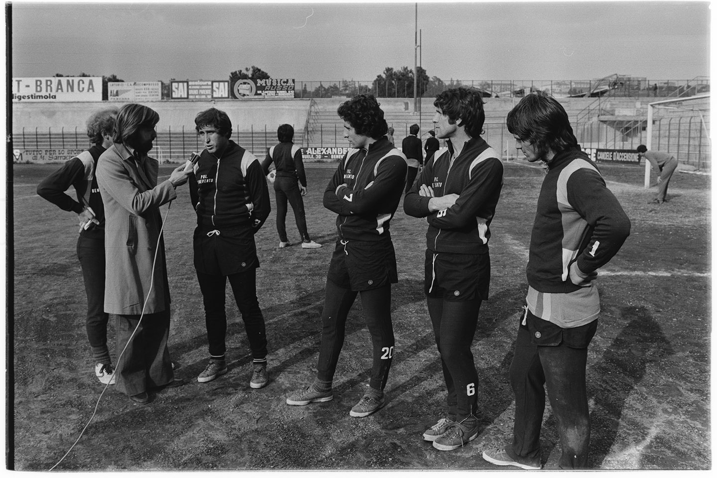 Sport. Squadra Benevento Calcio (negativo, insieme) di Agenzia Fotogiornalistica Alfa Press Service s.n.c (terzo quarto XX)