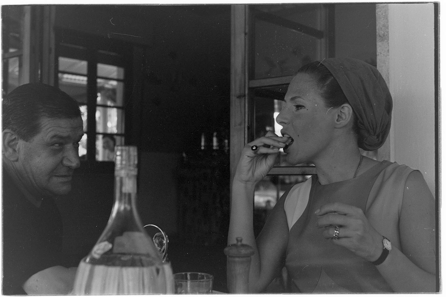 Cantanti - Vanoni, Ornella <1934> (negativo, insieme) di Alfa Press Service s.n.c. – Agenzia Fotogiornalistica (seconda metà XX)