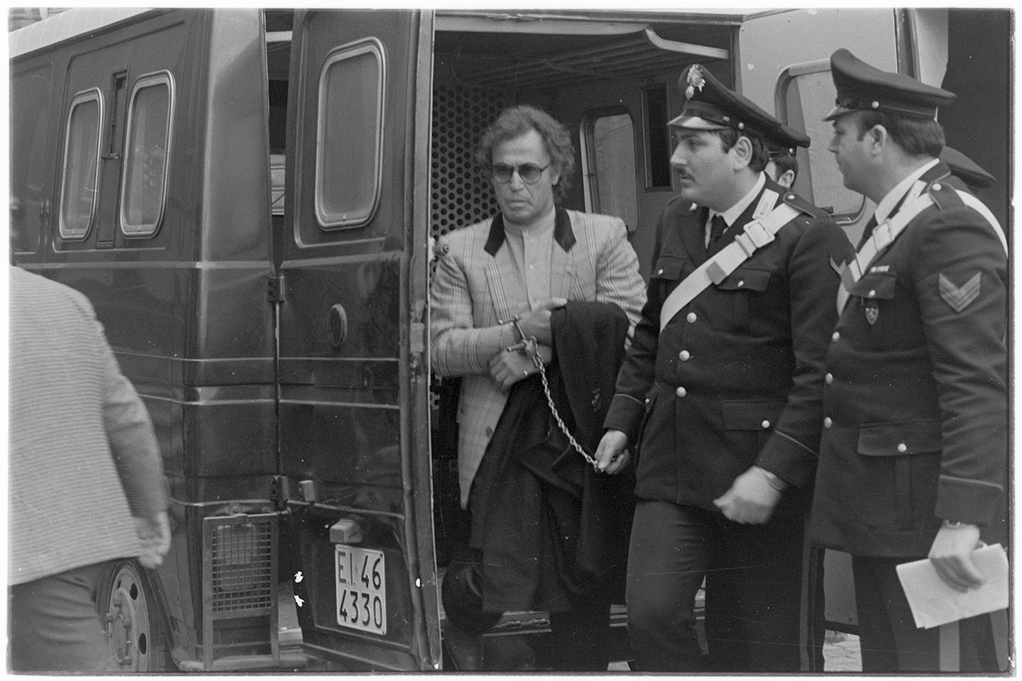 Califano, Franco - Arresto <1984> (negativo, insieme) di Alfa Press Service s.n.c. – Agenzia Fotogiornalistica (seconda metà XX)