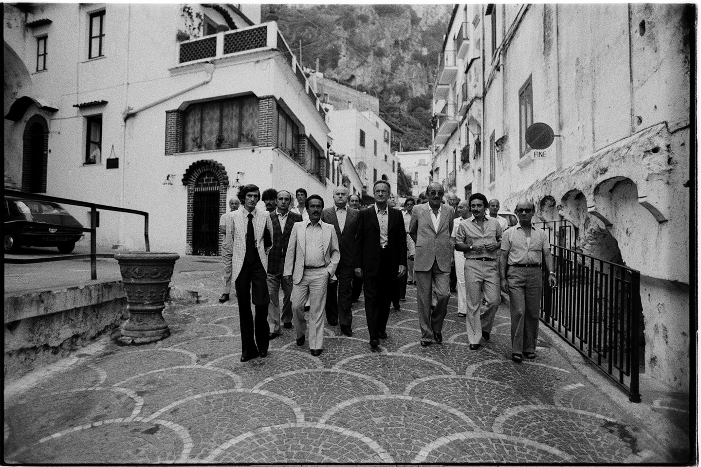 Politici. Benigno Zaccagnini in visita a Positano (negativo, insieme) di Jovane, Francesco (ditta), Del Vecchio, Sergio (seconda metà XX)