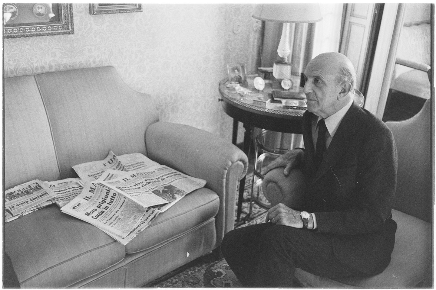 Sovrani - Umberto II di Savoia, ex re d'Italia <1904-1983> (negativo, insieme) di Jovane, Francesco (ultimo quarto XX)