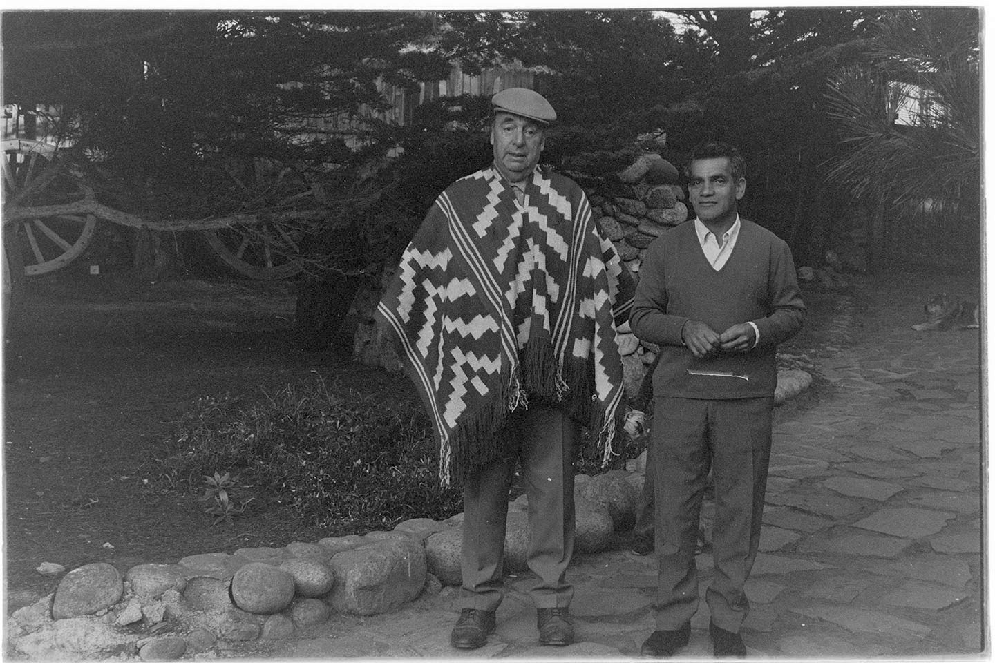 Poeti - Neruda, Pablo <1904-1973> (negativo, insieme) di Jovane, Francesco (anni settanta XX)