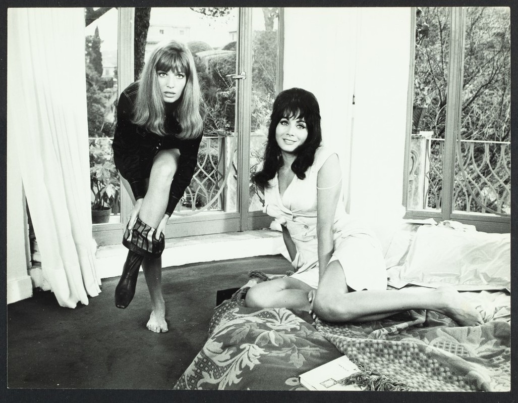 Film - <Ti ho sposato per allegria> - Foto di scena (positivo, insieme) di Anonimo (terzo quarto XX)