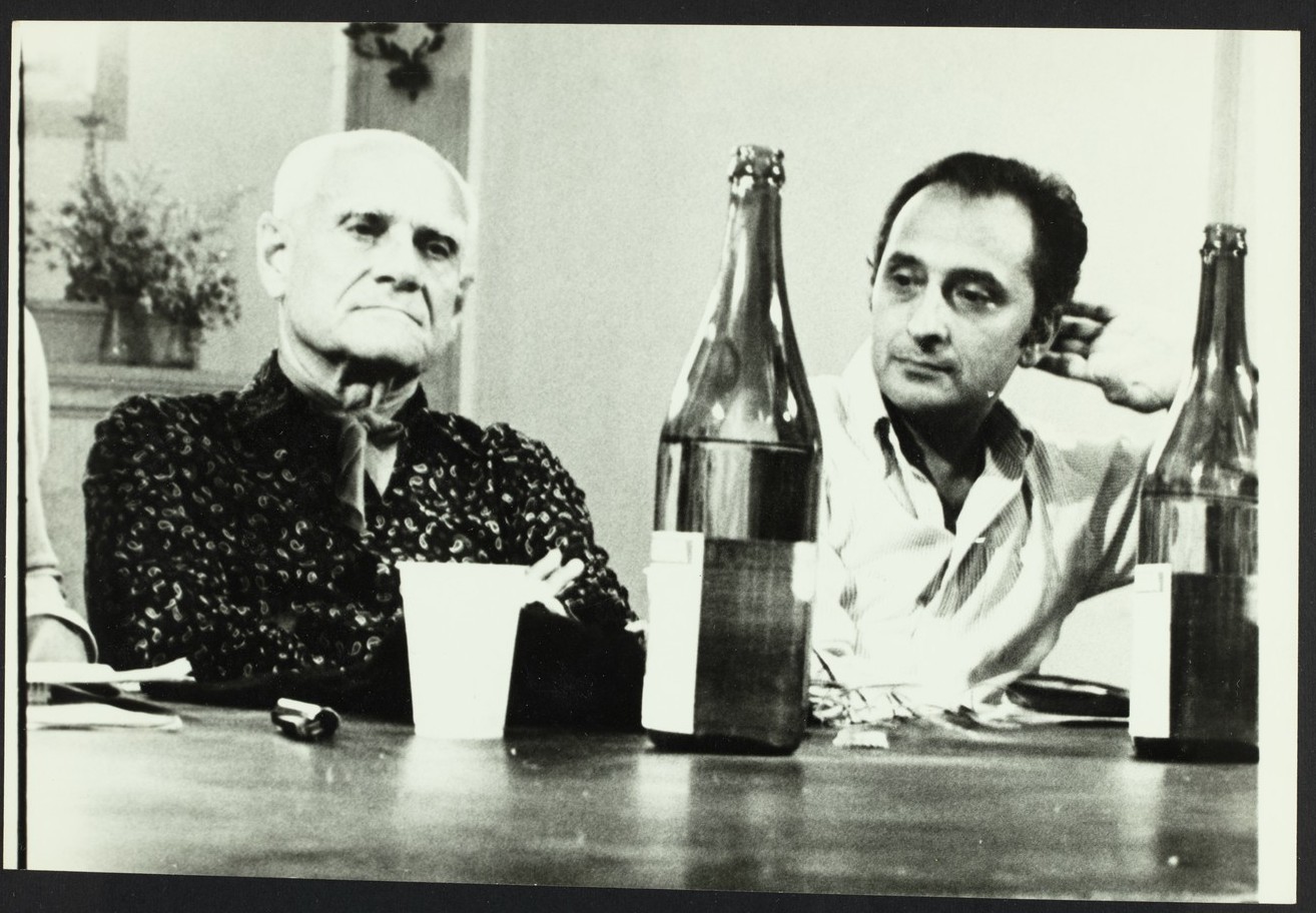 Scrittori - Moravia, Alberto <1907-1990> (positivo, insieme) di Anonimo (ultimo quarto XX)